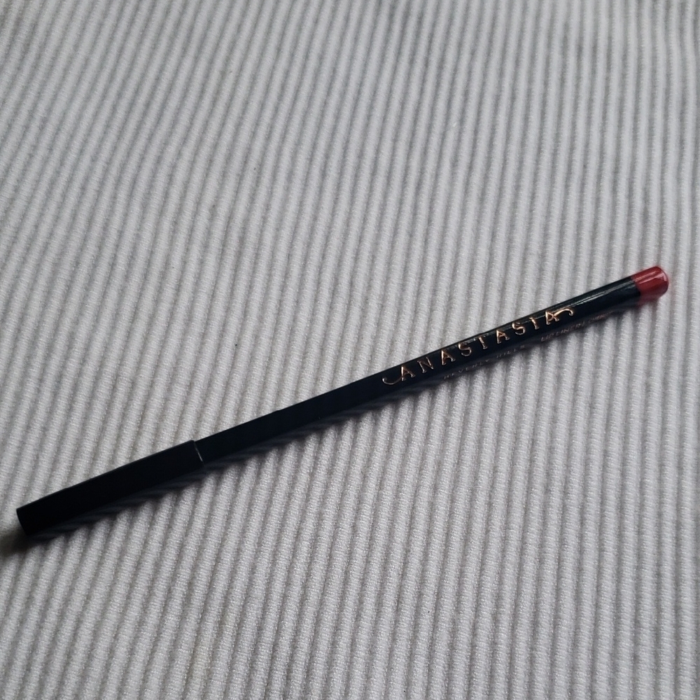 Anastasia Beverly Hills Cherry Red Lip Liner Precision Makeup